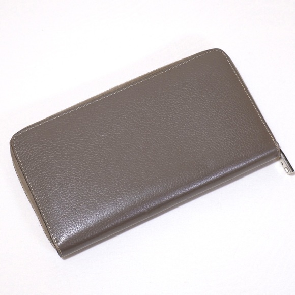 Celine Zippy Wallet - Picture 2 of 10